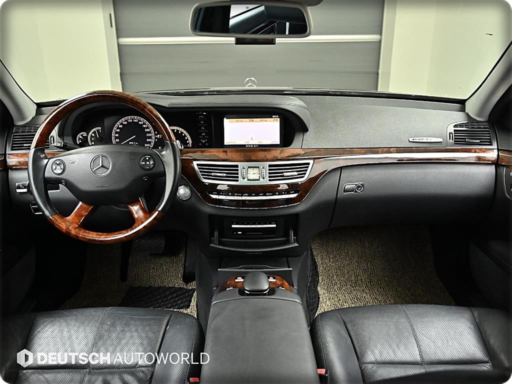 Mercedes Benz S Class - Vista 7