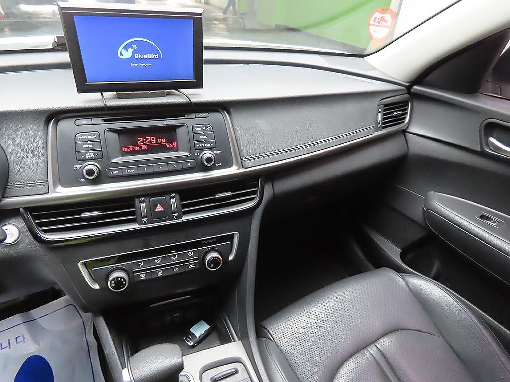 KIA K5 2017 Blanco - Importación desde Corea - HF Imports Iquique - Foto 7