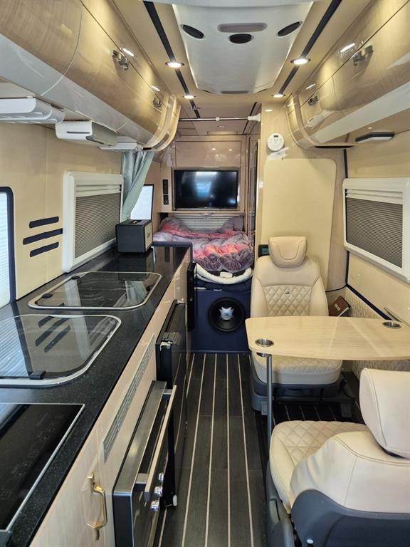 Mercedes Benz Sprinter - Vista 6