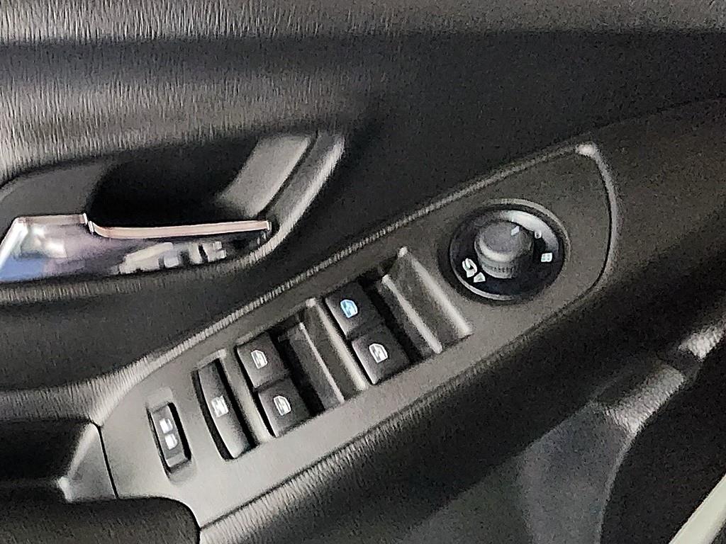 Chevrolet Trax 2014 the color of pearl - Importación desde Corea - HF Imports Iquique - Foto 18