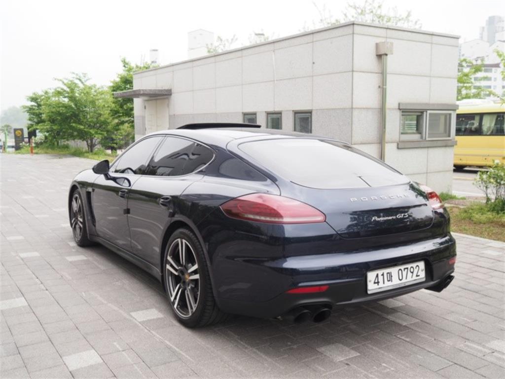 Porsche Panamera - Vista 7