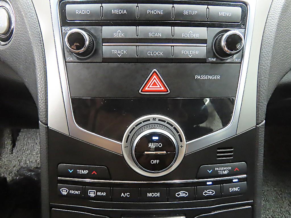 HYUNDAI Grandeur - Vista 12