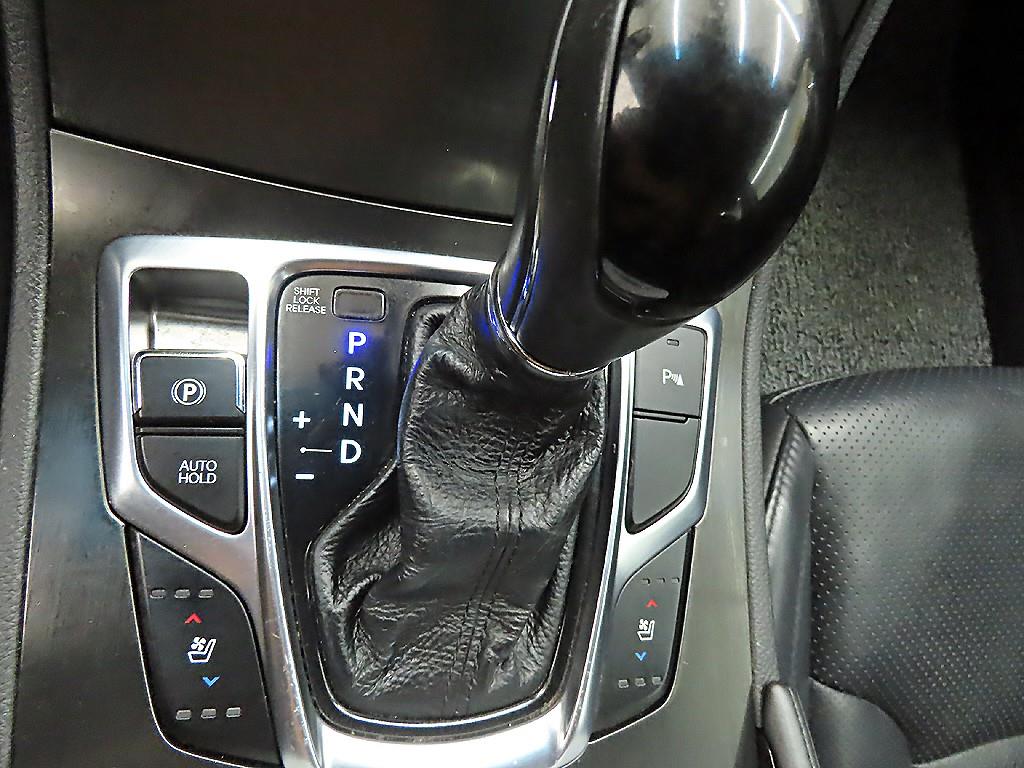 HYUNDAI Grandeur 2015 Negro - Importación desde Corea - HF Imports Iquique - Foto 13