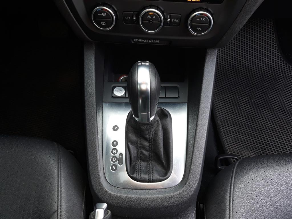 Volkswagen Jetta 2014 Plateado - Importación desde Corea - HF Imports Iquique - Foto 16