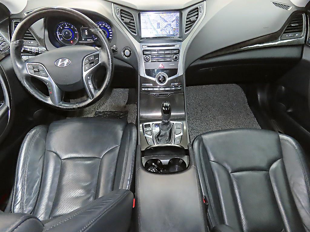 HYUNDAI Grandeur - Vista 7