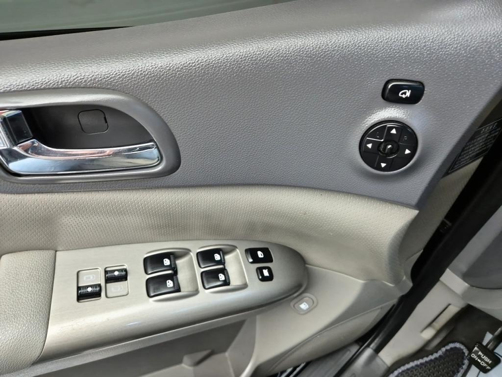 KIA Carnival - Vista 11