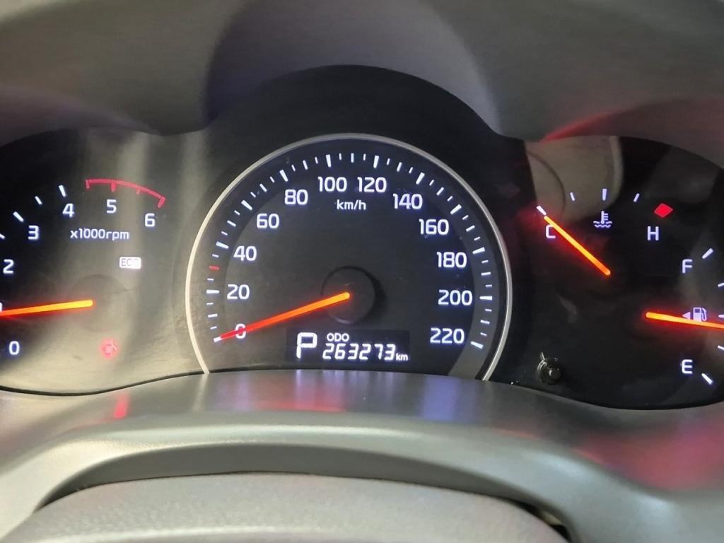 KIA Carnival 2012 Negro - Importación desde Corea - HF Imports Iquique - Foto 18