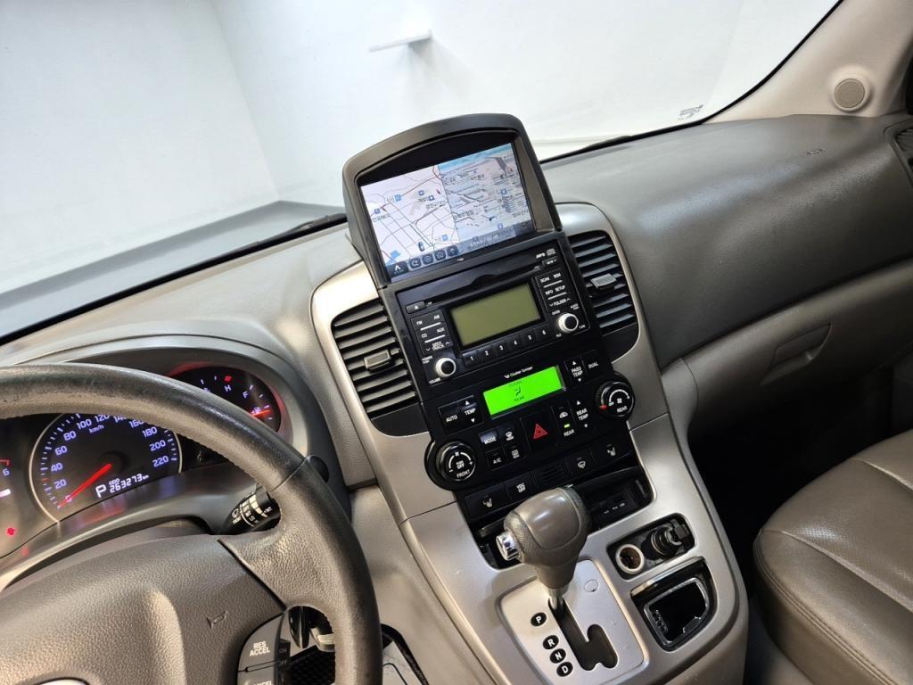 KIA Carnival 2012 Negro - Importación desde Corea - HF Imports Iquique - Foto 17