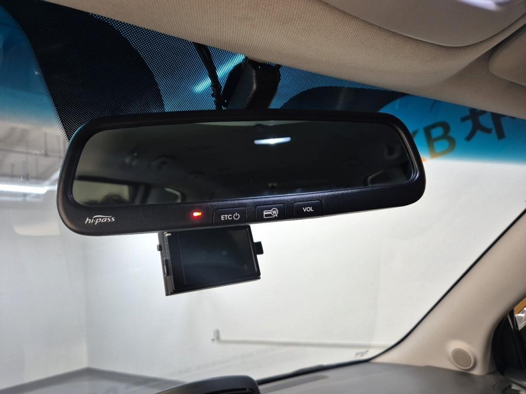 KIA Carnival - Vista 9