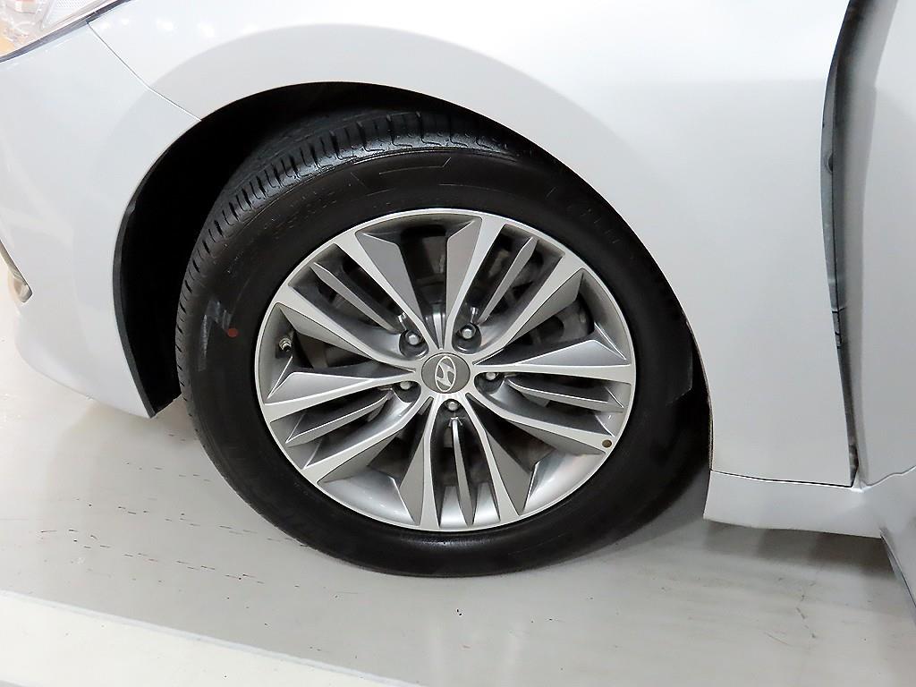 HYUNDAI Grandeur 2016 Plateado - Importación desde Corea - HF Imports Iquique - Foto 19