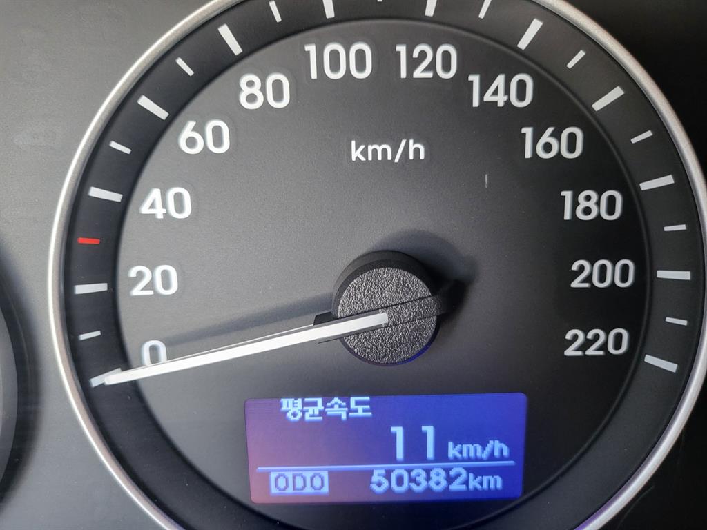 HYUNDAI Starex - Vista 11