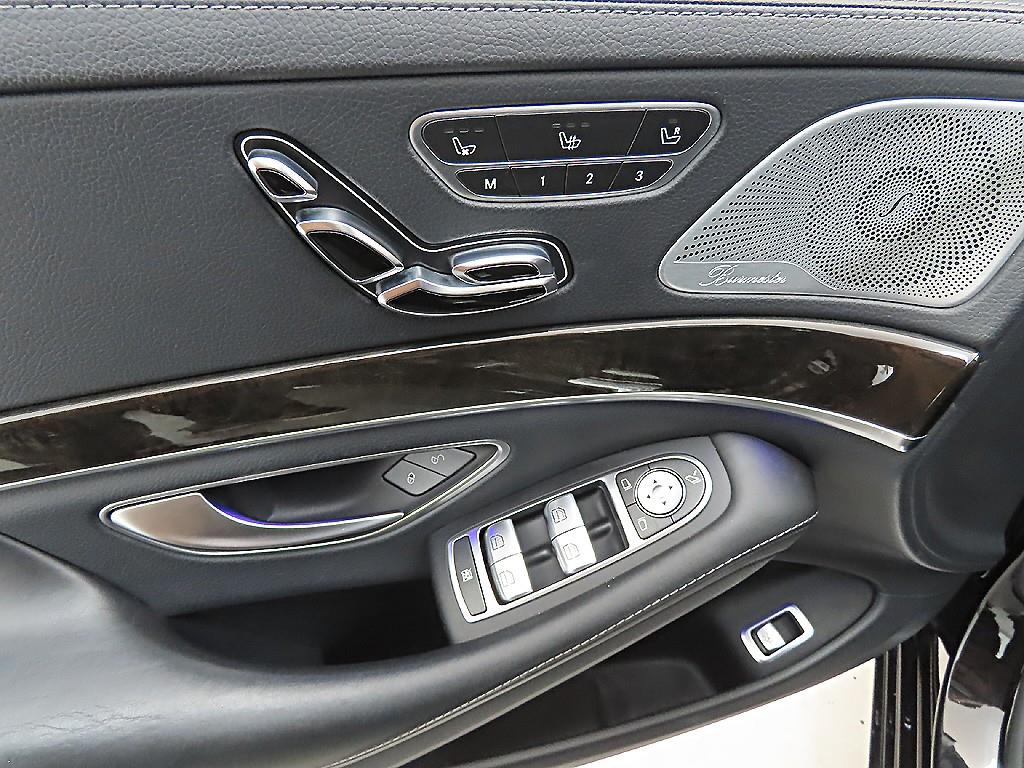 Mercedes Benz S Class - Vista 9