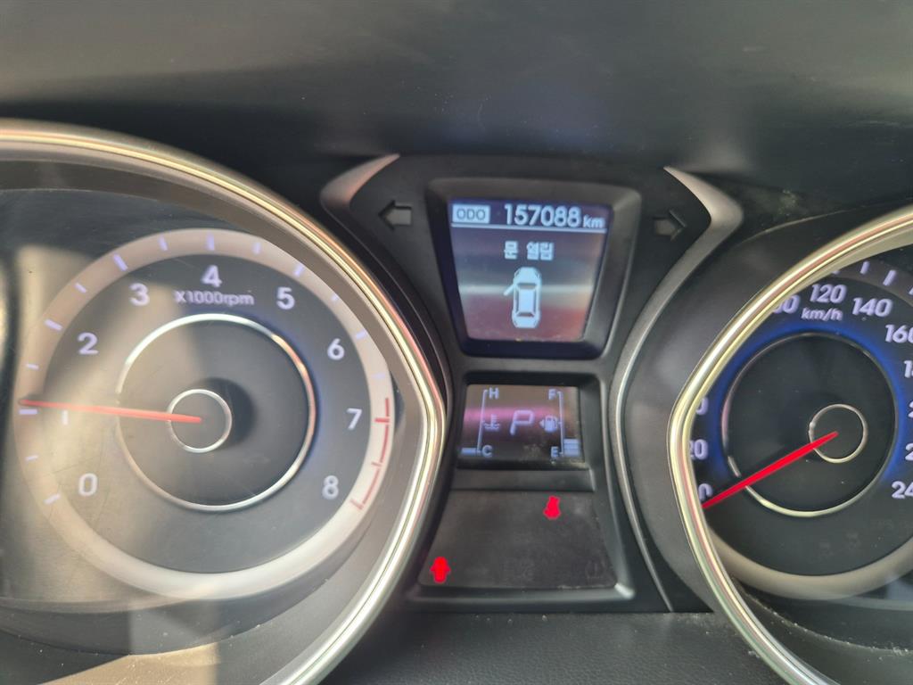 HYUNDAI Avante 2012 Negro - Importación desde Corea - HF Imports Iquique - Foto 16