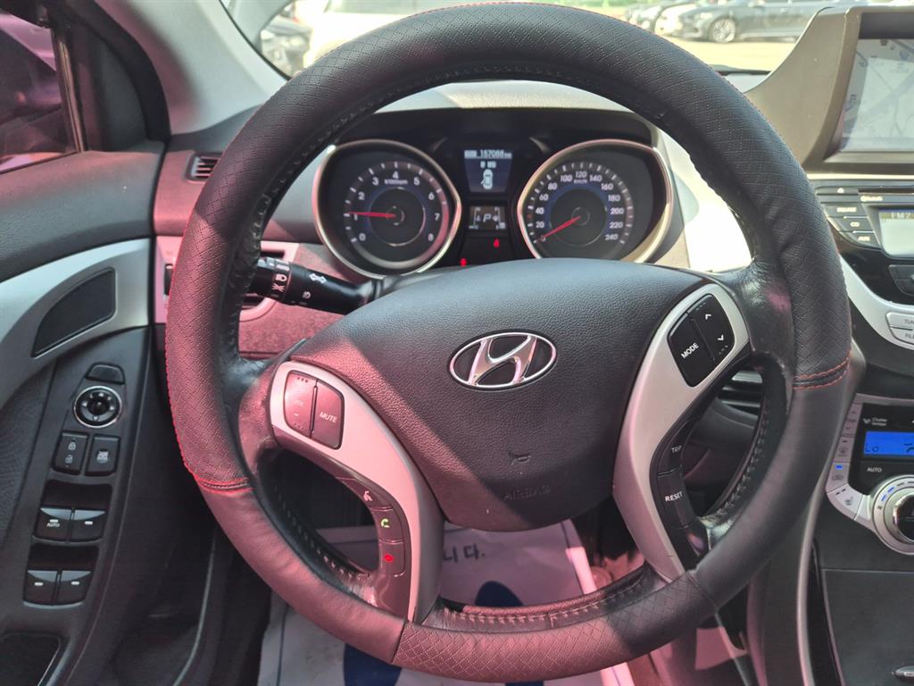 HYUNDAI Avante 2012 Negro - Importación desde Corea - HF Imports Iquique - Foto 18