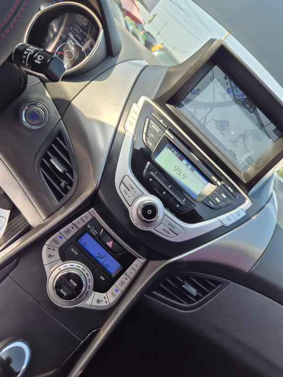 HYUNDAI Avante 2012 Negro - Importación desde Corea - HF Imports Iquique - Foto 20