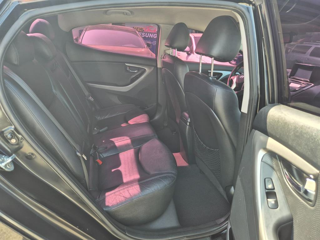 HYUNDAI Avante 2012 Negro - Importación desde Corea - HF Imports Iquique - Foto 13