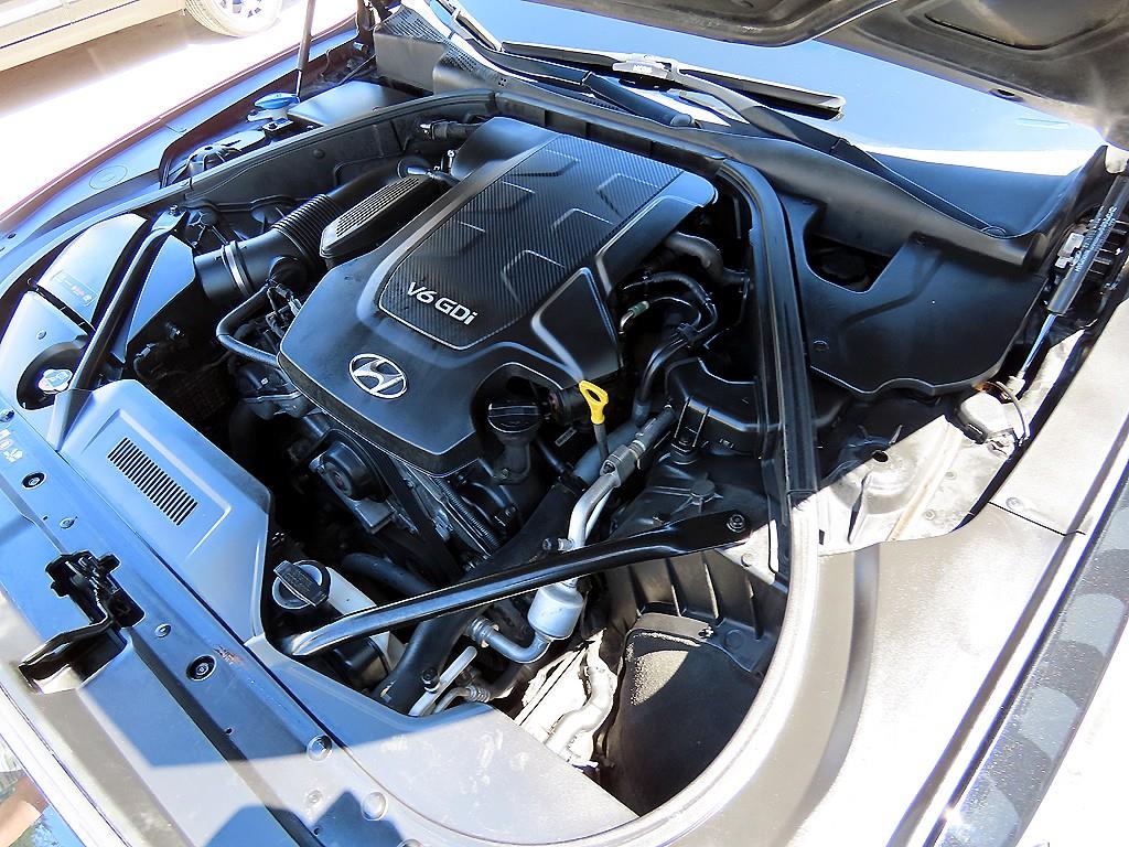 HYUNDAI Genesis 2014 Negro - Importación desde Corea - HF Imports Iquique - Foto 19