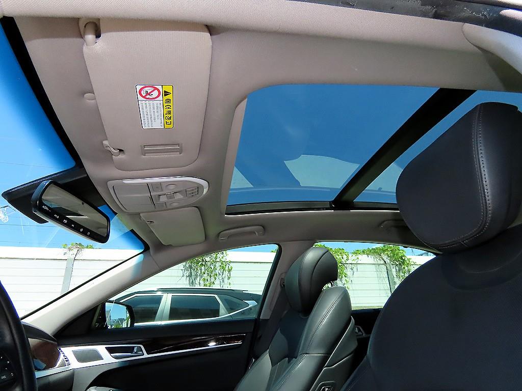 HYUNDAI Genesis 2014 Negro - Importación desde Corea - HF Imports Iquique - Foto 17