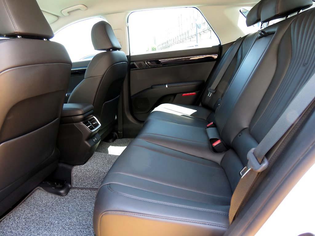 HYUNDAI Grandeur 2024 Blanco - Importación desde Corea - HF Imports Iquique - Foto 7