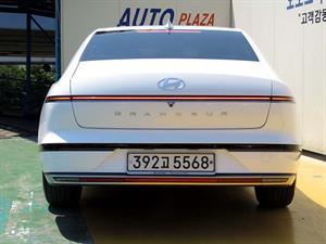 HYUNDAI Grandeur - Vista 8