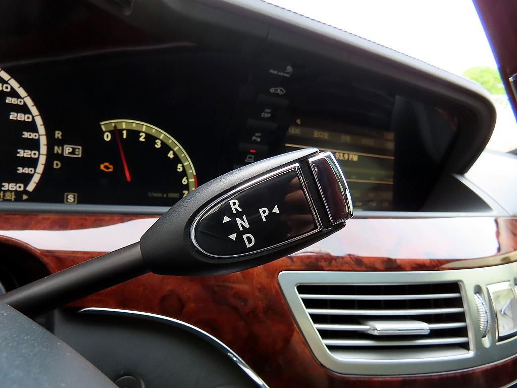 Mercedes Benz S Class - Vista 10