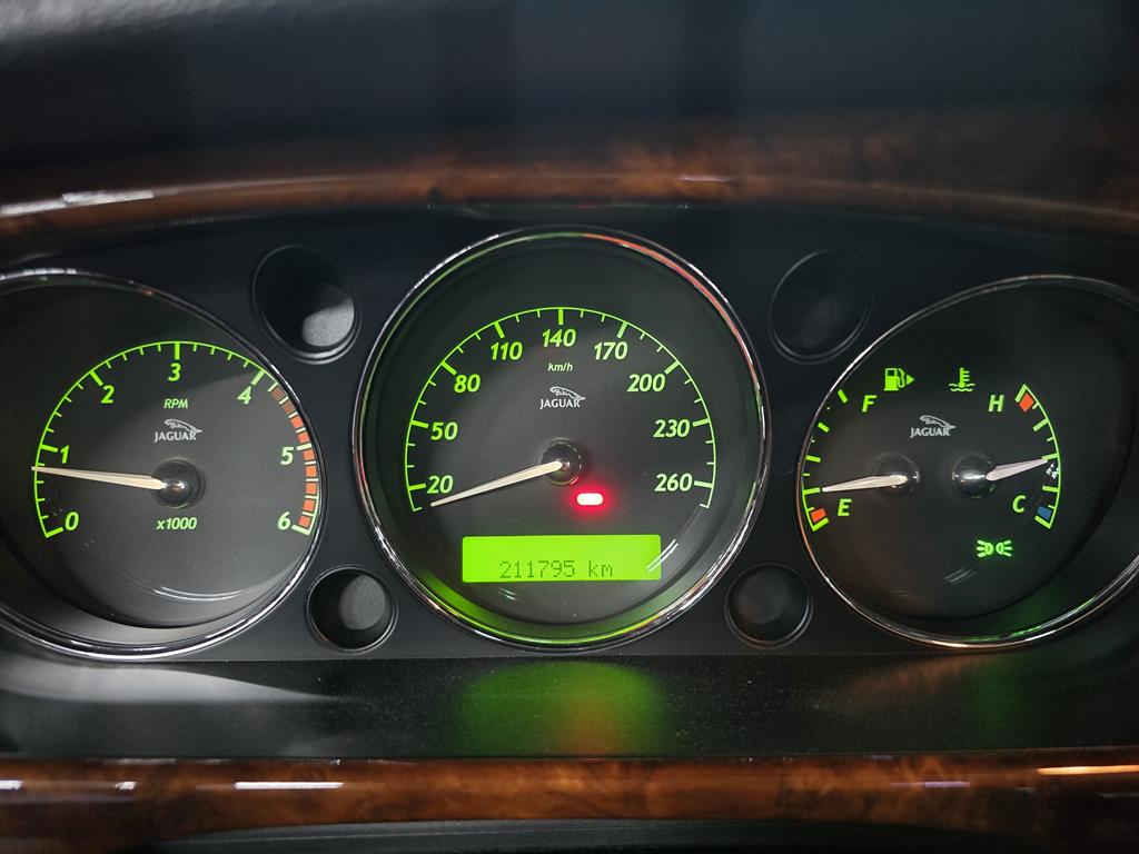 Jaguar XJ 2008 Negro - Importación desde Corea - HF Imports Iquique - Foto 13