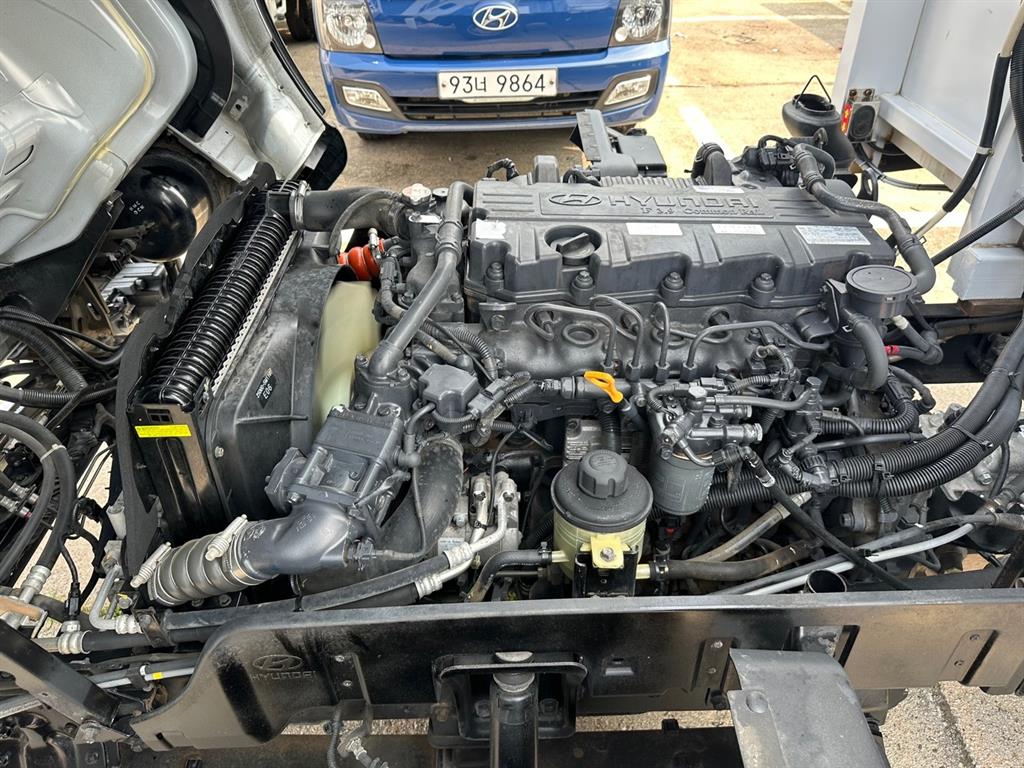 medium and large cargo truck 2019 Blanco - Importación desde Corea - HF Imports Iquique - Foto 16