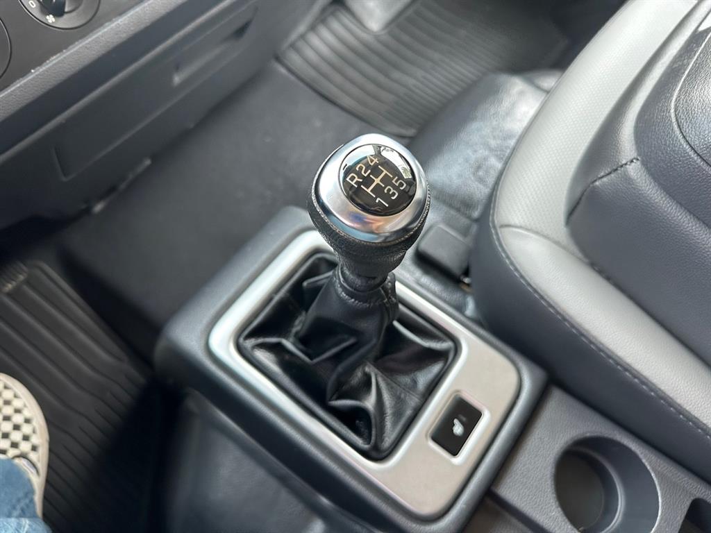 medium and large cargo truck - Vista 10