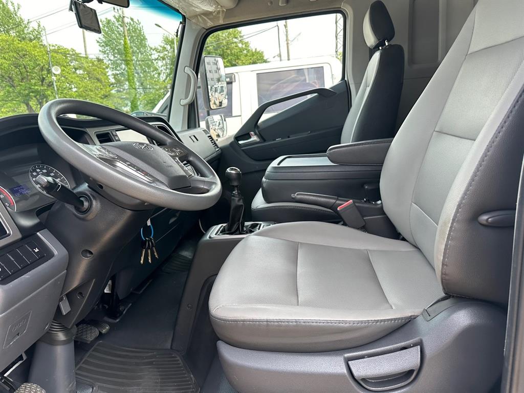 medium and large cargo truck 2019 Blanco - Importación desde Corea - HF Imports Iquique - Foto 13