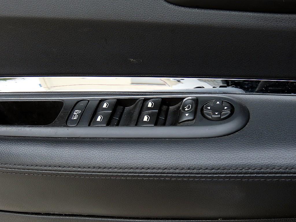 Peugeot 3008 - Vista 12