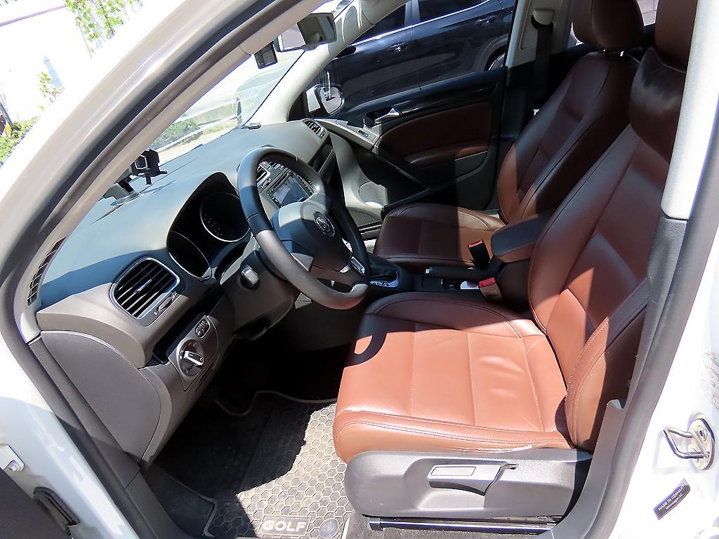 Volkswagen Golf - Vista 5