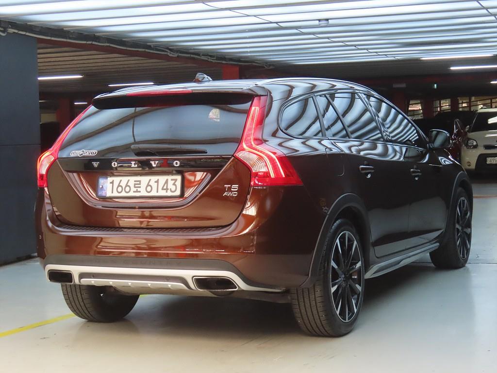 Volvo V60 - Vista 4