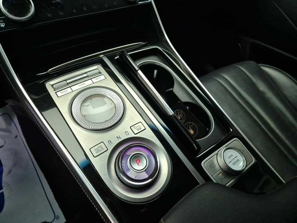 Genesis GV80 - Vista 8