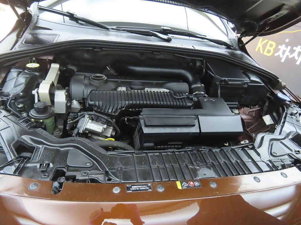 Volvo V60 2016 Café - Importación desde Corea - HF Imports Iquique - Foto 19