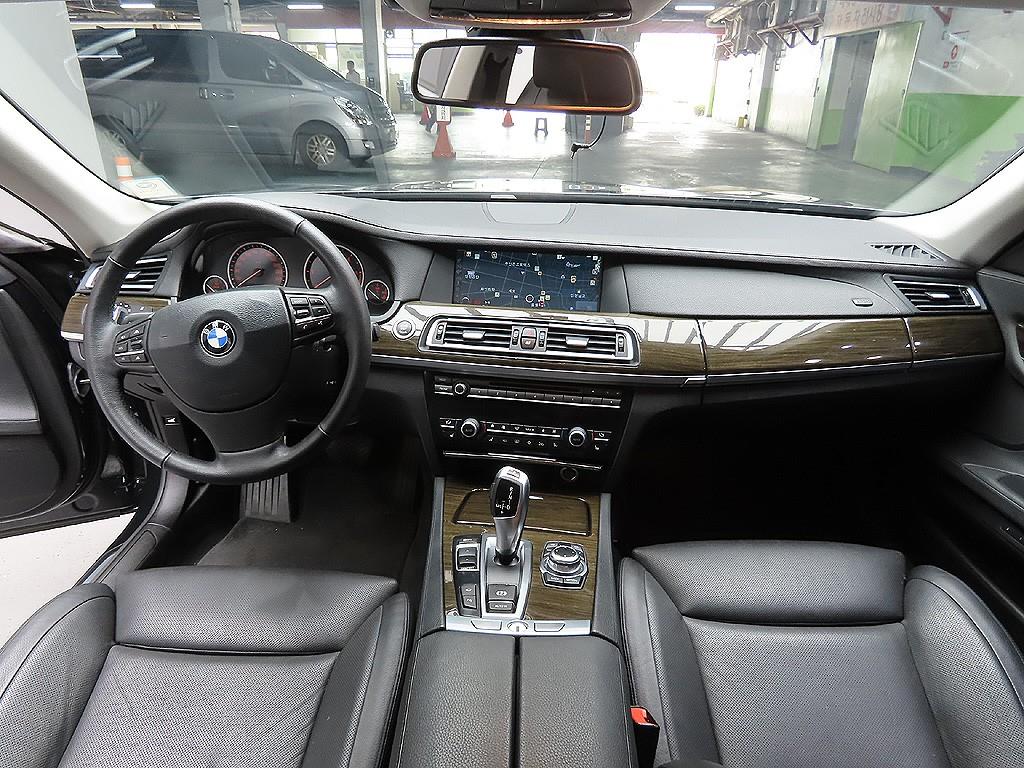BMW 7 Series 2012 Negro - Importación desde Corea - HF Imports Iquique - Foto 10
