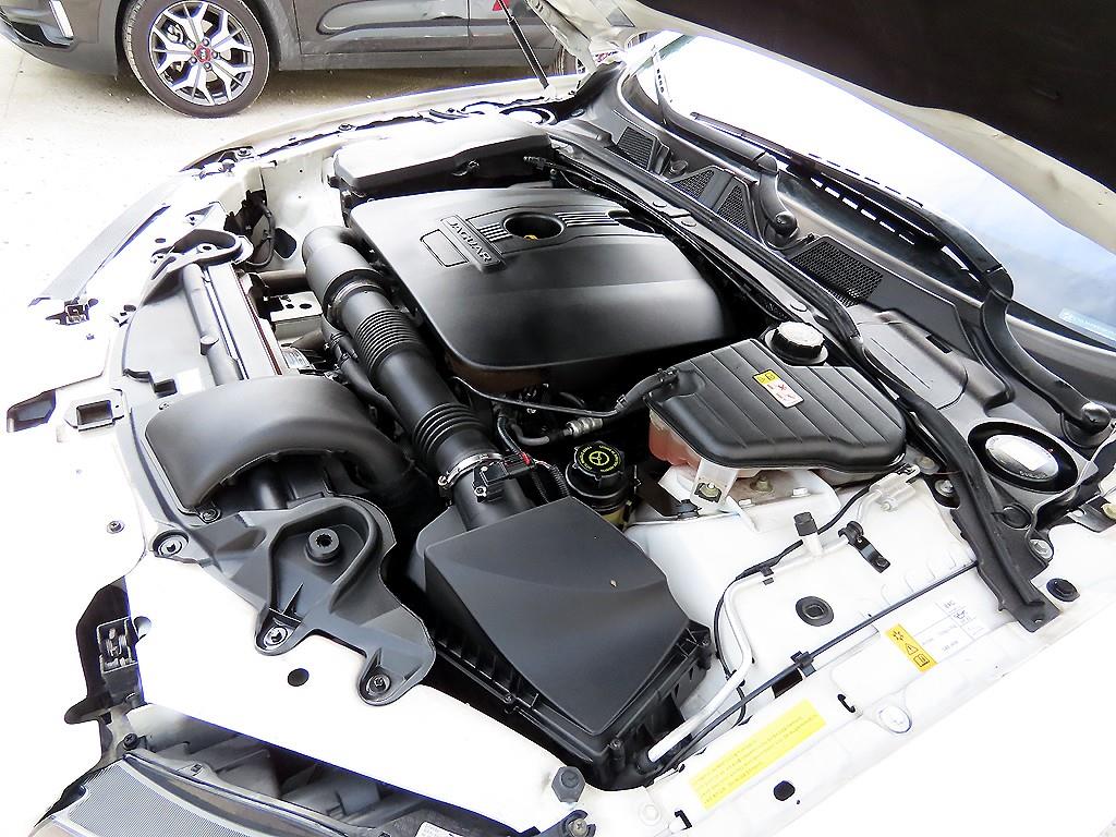 Jaguar XF 2015 Blanco - Importación desde Corea - HF Imports Iquique - Foto 18