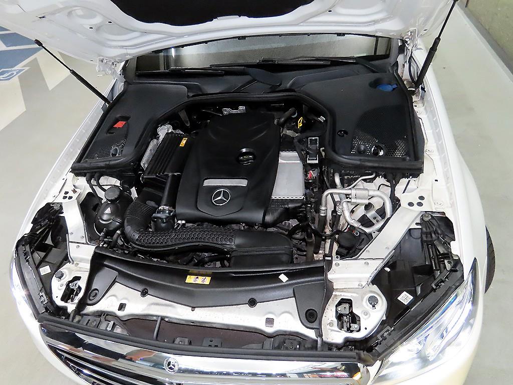 Mercedes Benz E class 2018 the color of pearl - Importación desde Corea - HF Imports Iquique - Foto 19