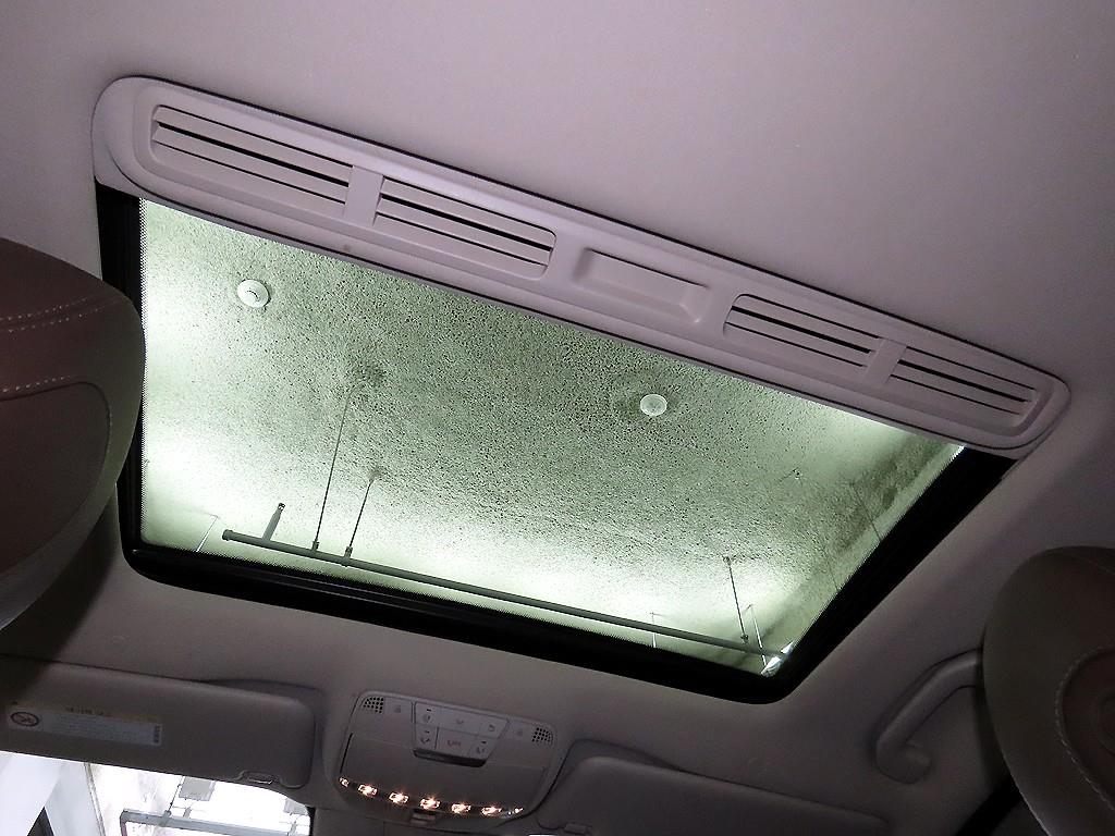 Mercedes Benz E class 2018 the color of pearl - Importación desde Corea - HF Imports Iquique - Foto 17