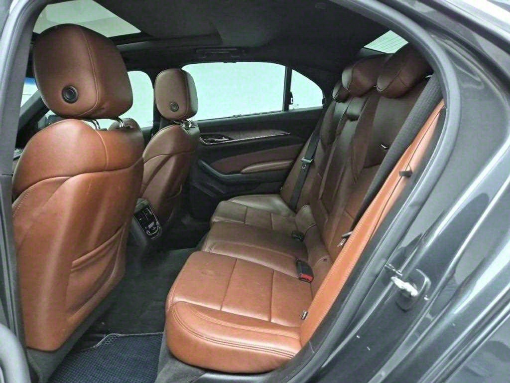 Cadillac CTS - Vista 12