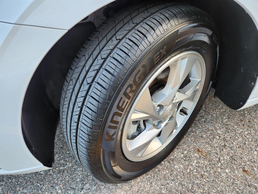 HYUNDAI Avante 2022 Blanco - Importación desde Corea - HF Imports Iquique - Foto 17