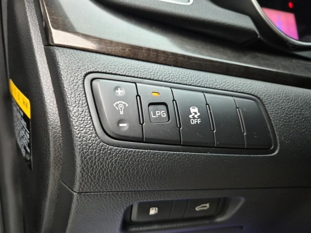 KIA K7 2013 Negro - Importación desde Corea - HF Imports Iquique - Foto 18