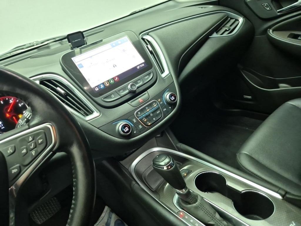 Chevrolet Malibu - Vista 10