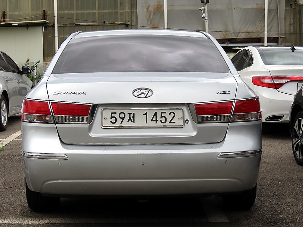 HYUNDAI Sonata - Vista 4