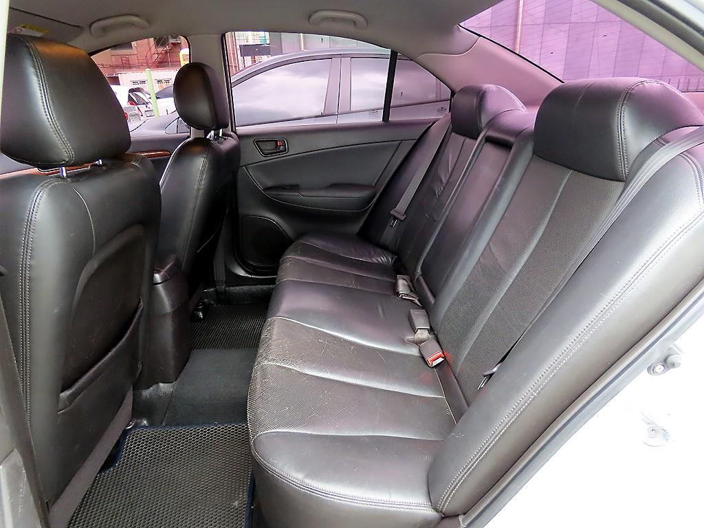 HYUNDAI Sonata - Vista 6