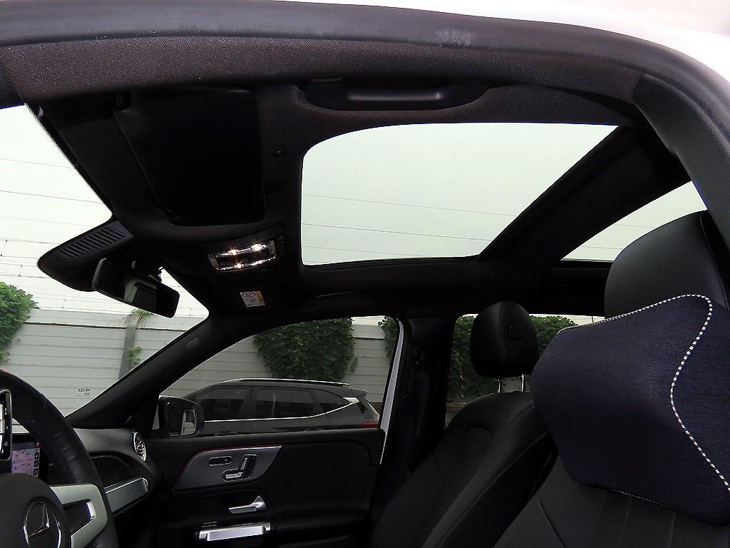 Mercedes Benz GLB Class 2021 Blanco - Importación desde Corea - HF Imports Iquique - Foto 16