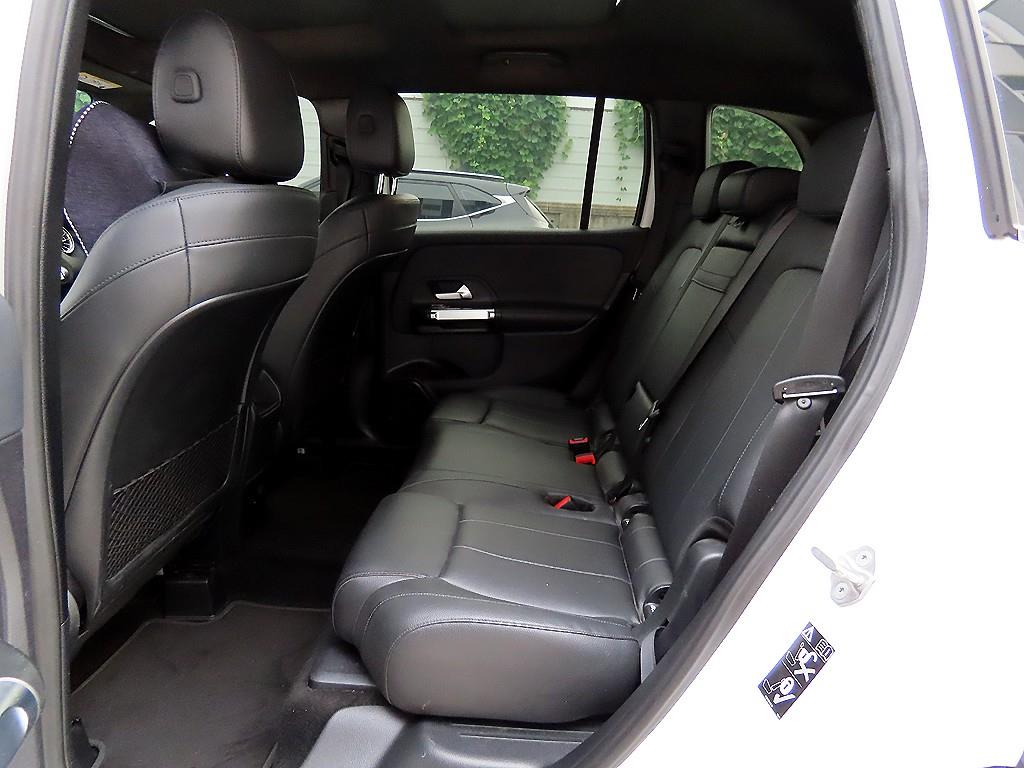 Mercedes Benz GLB Class - Vista 6