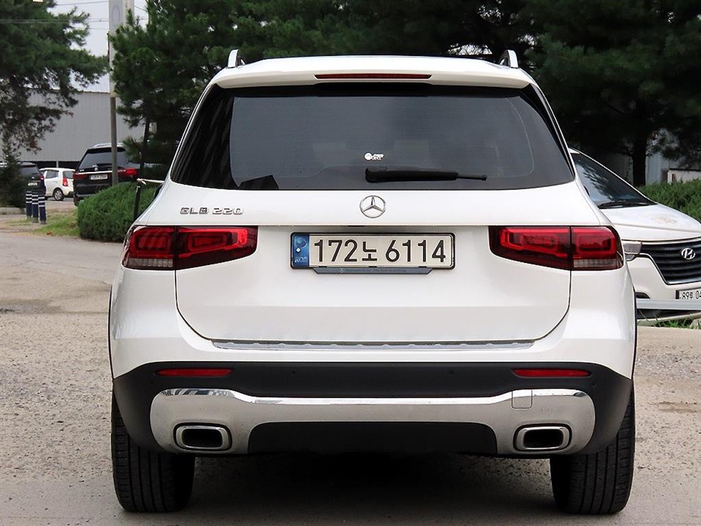 Mercedes Benz GLB Class - Vista 4