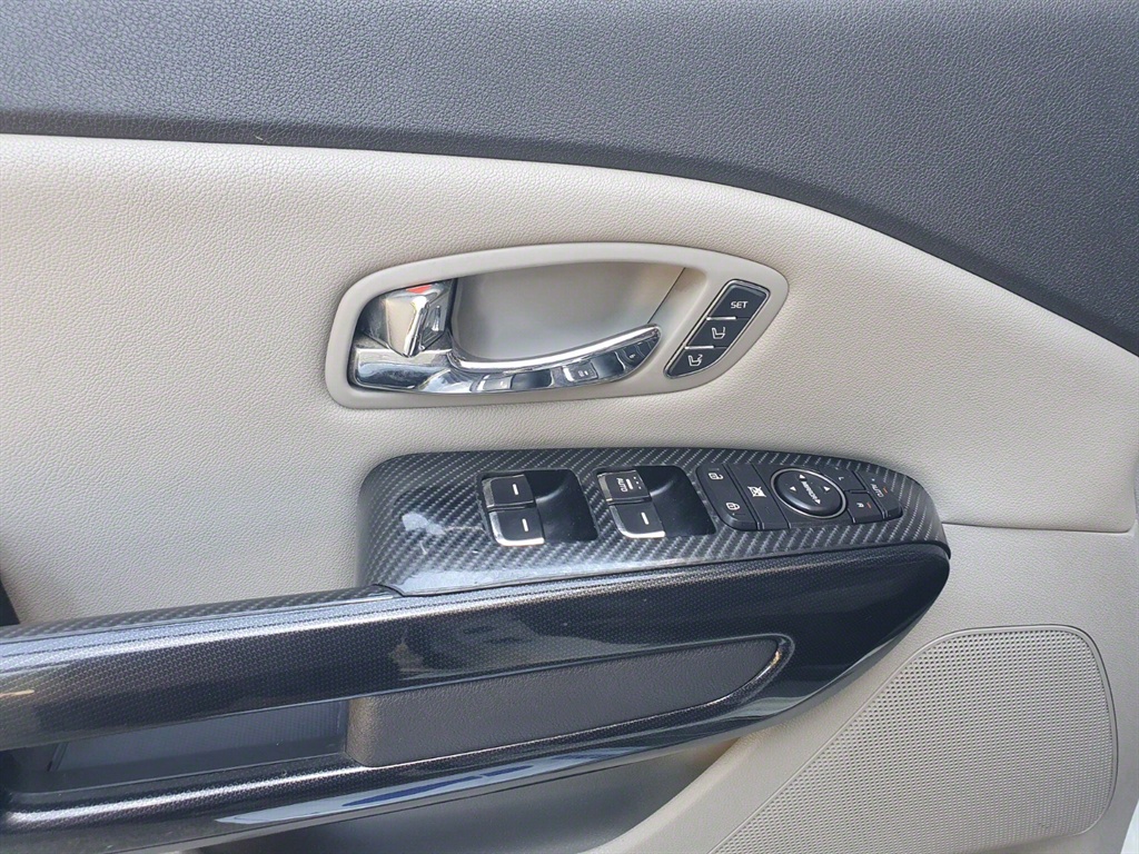 KIA Carnival 2017 Blanco - Importación desde Corea - HF Imports Iquique - Foto 14