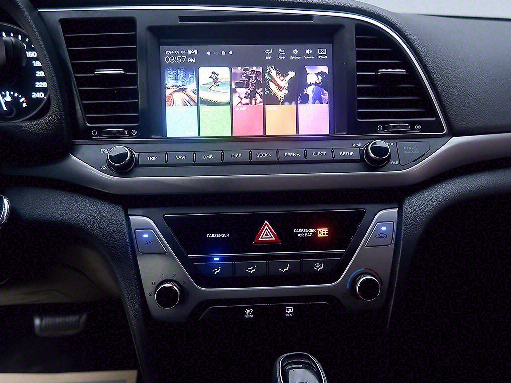 HYUNDAI Avante 2018 Blanco - Importación desde Corea - HF Imports Iquique - Foto 9