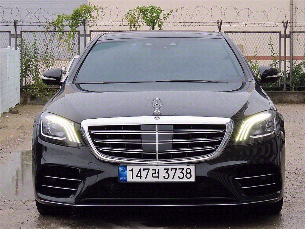 Mercedes Benz S Class